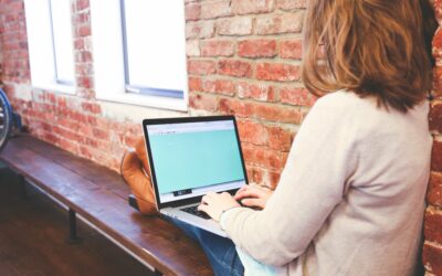 Aimer son métier et ne plus s&rsquo;y retrouver : comment comprendre ce décalage ?